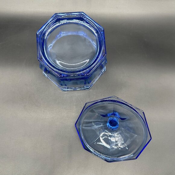 Vintage Candy Dish Blue Glass Octagon Trinket Holder Lid Indiana Glass Retro - Picture 5 of 7